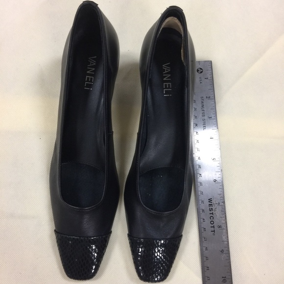 Vaneli snake and leather black low heels - Picture 2 of 6